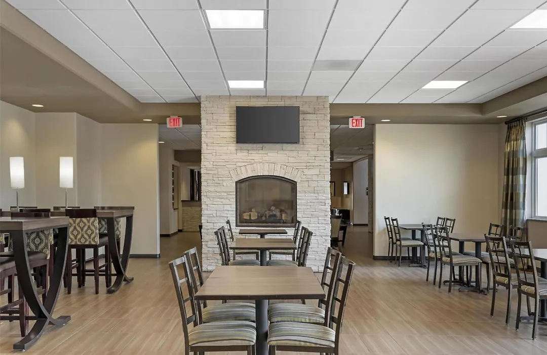 Best Western Plus Havre Inn & Suites-1