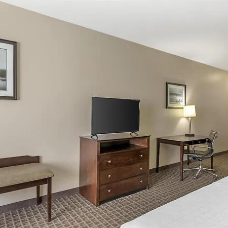 Best Western Plus Havre Inn & Suites-3